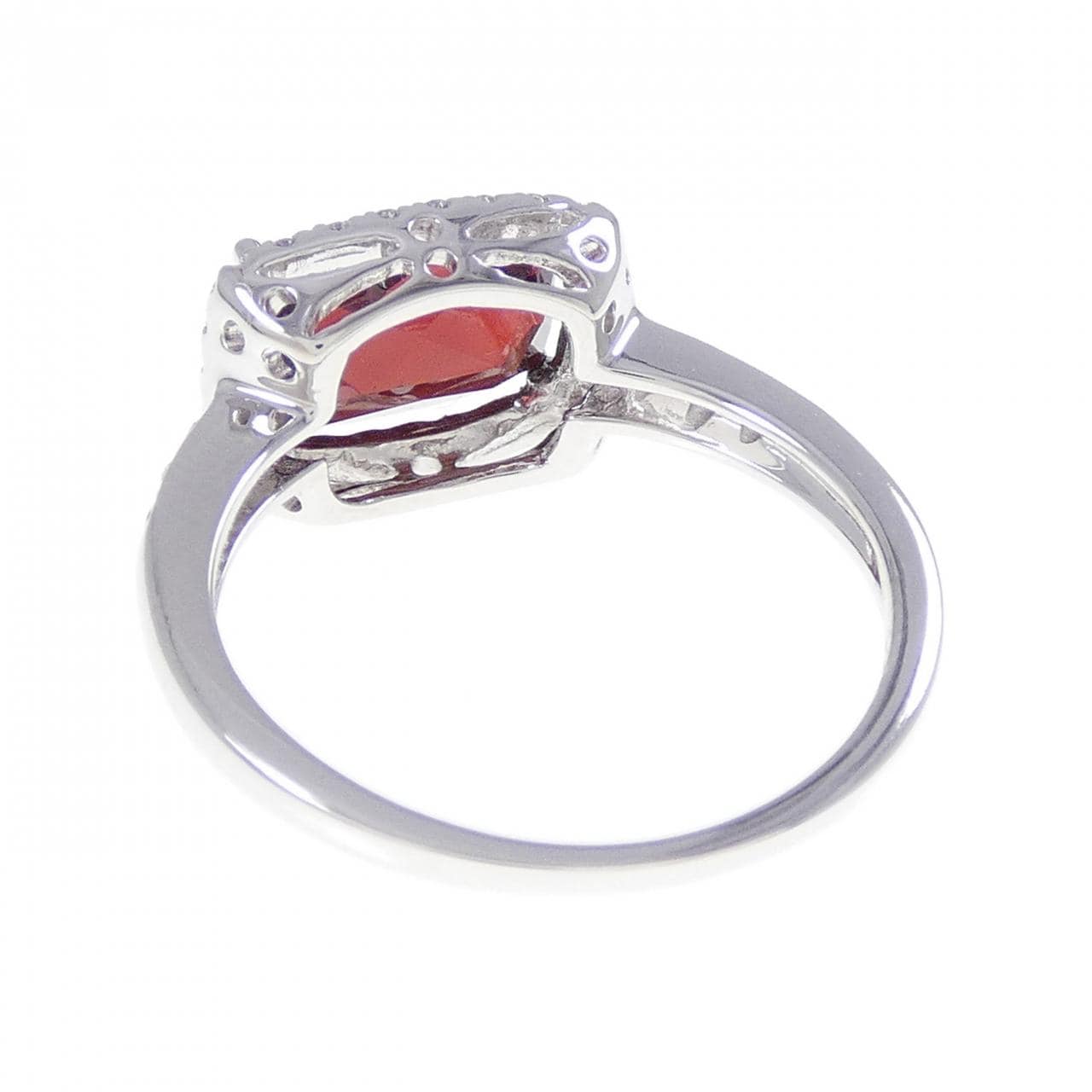K18WG ガーネット リング 2.10CT