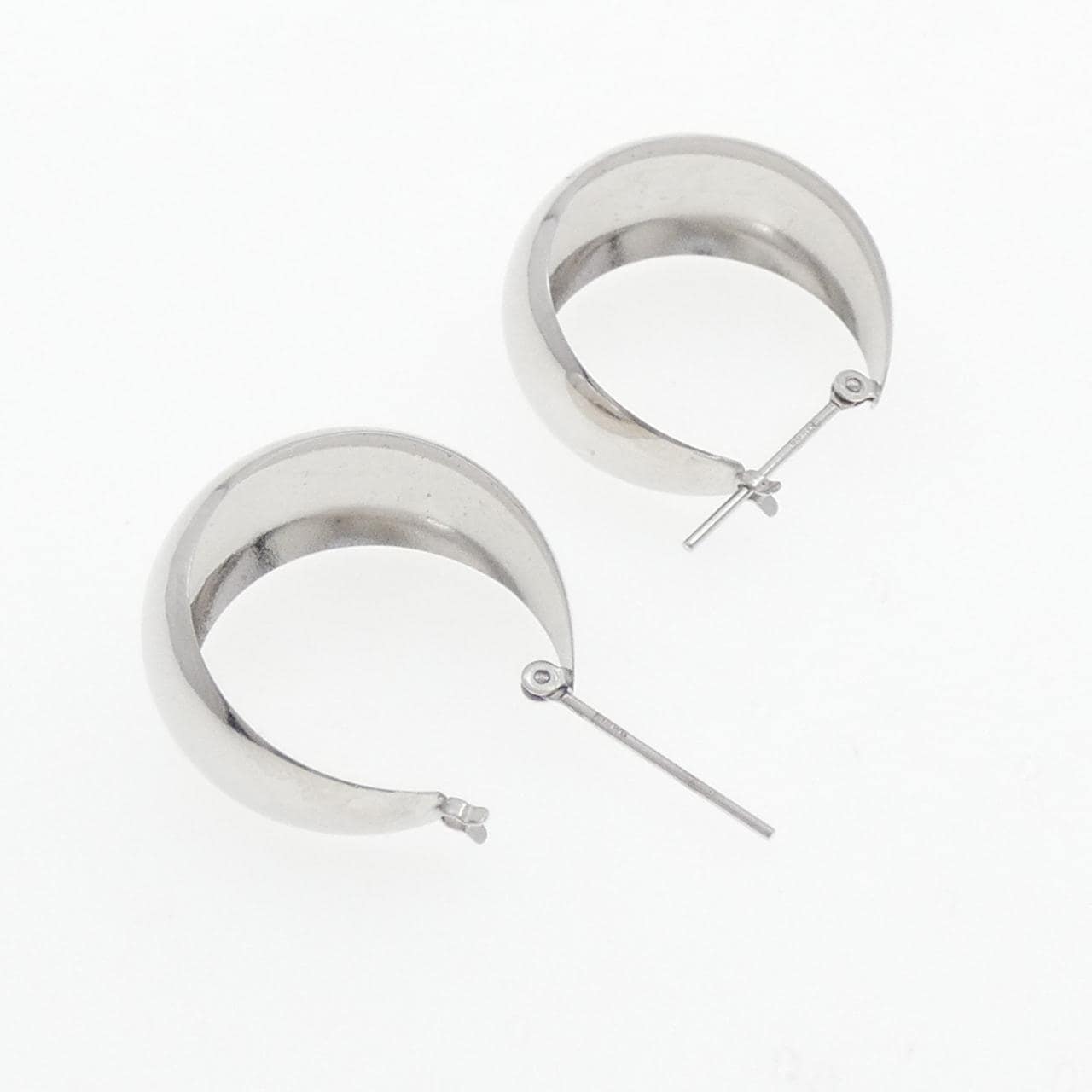 【新品】K18WG ピアス