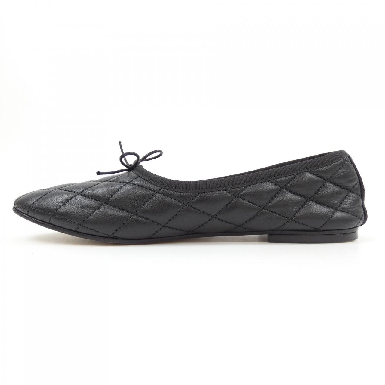 SPELTA Flat Shoes