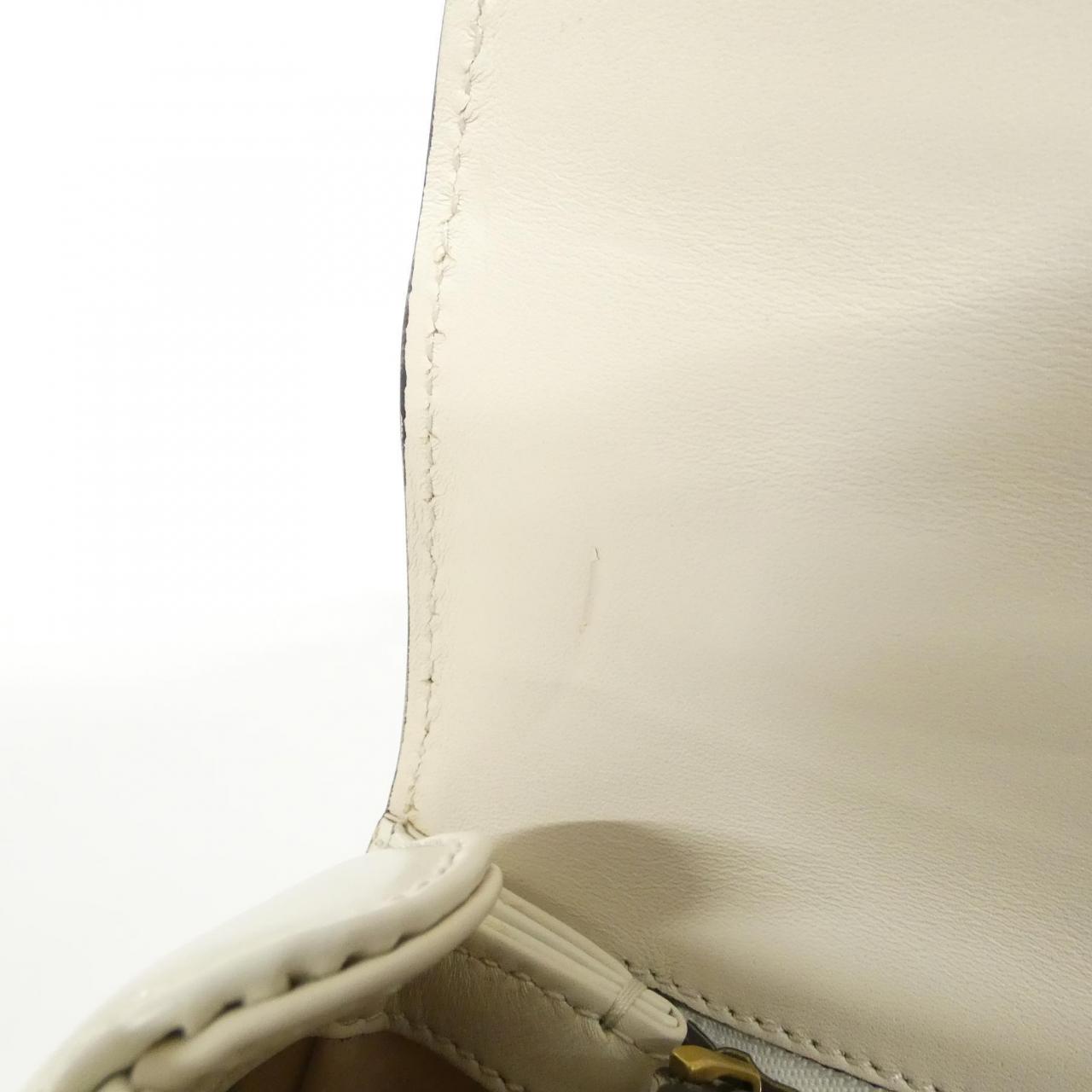 グッチ 499631 0F7AT バッグ