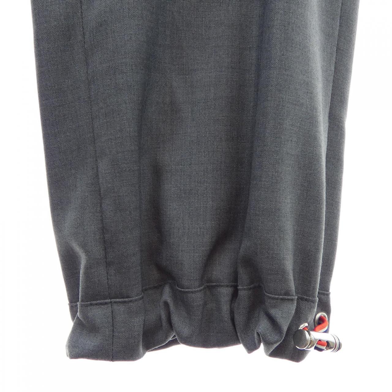 トムブラウン THOM BROWNE 4BAR MTT030A パンツ
