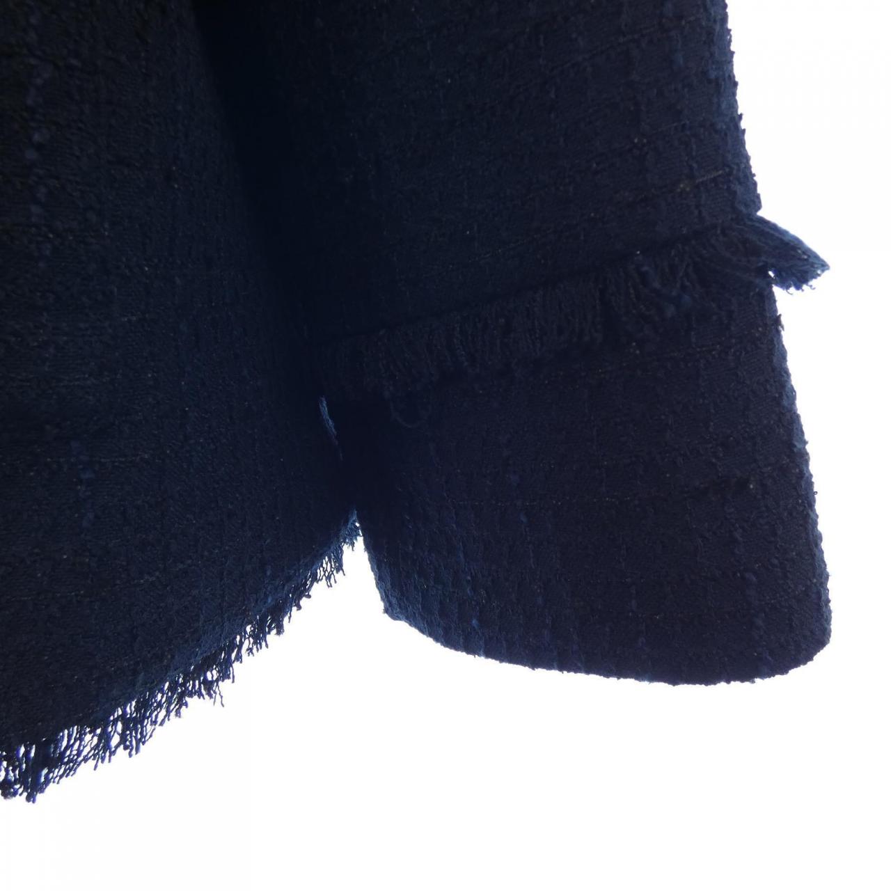 Apuweiser-riche jacket