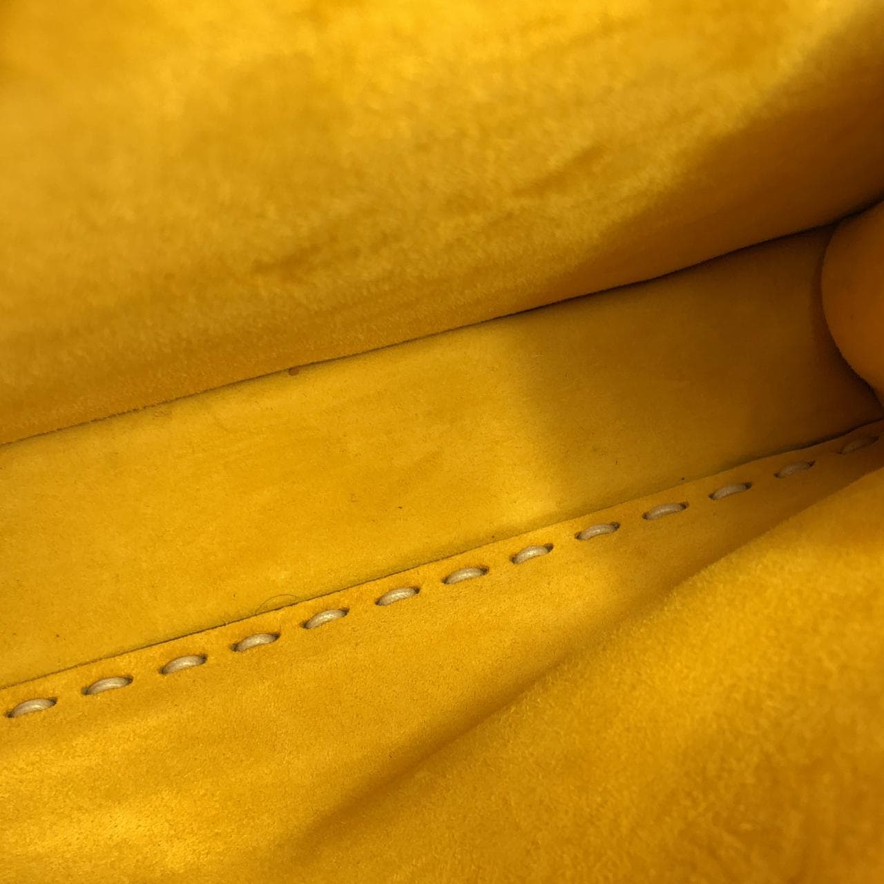 フェンディ SELLERIA ピーカブー アイ シー ユー ミディアム 8BN321 AFQ8 バッグ