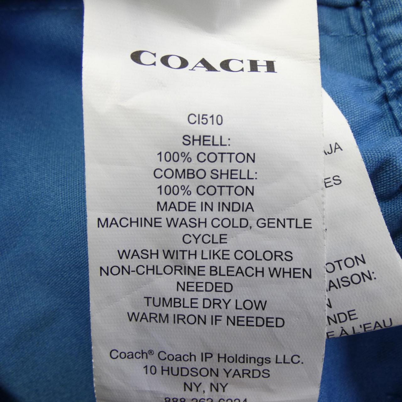コーチ COACH ショートパンツ