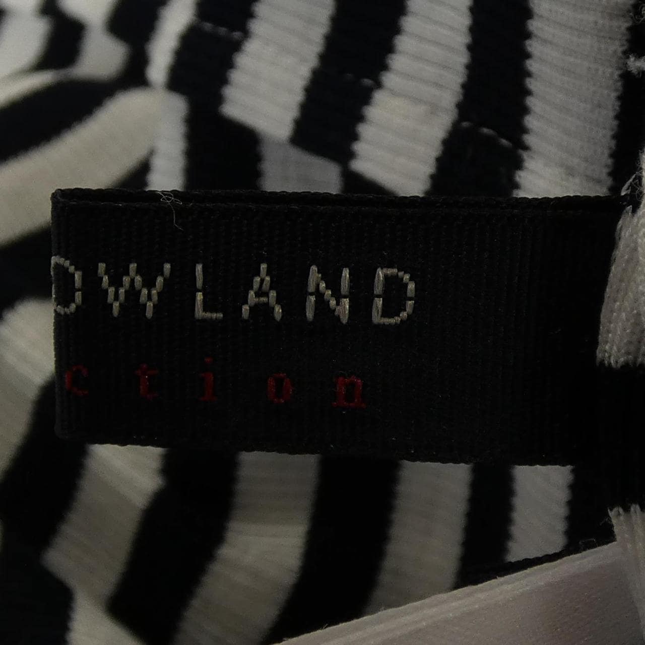 トゥモローランドコレクション TOMORROW LAND COLLEC トップス