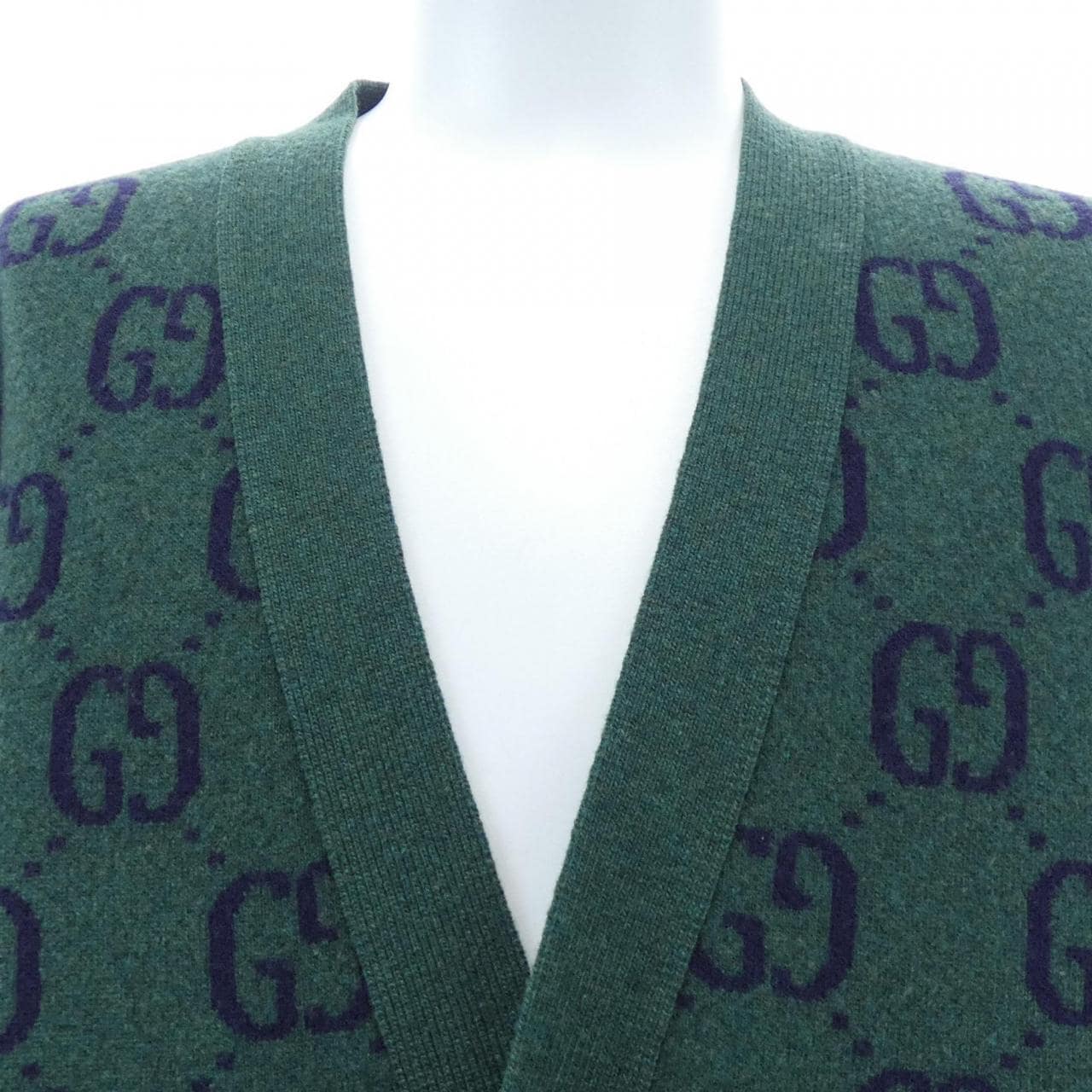 グッチ GUCCI 678939 XKB6P カーディガン