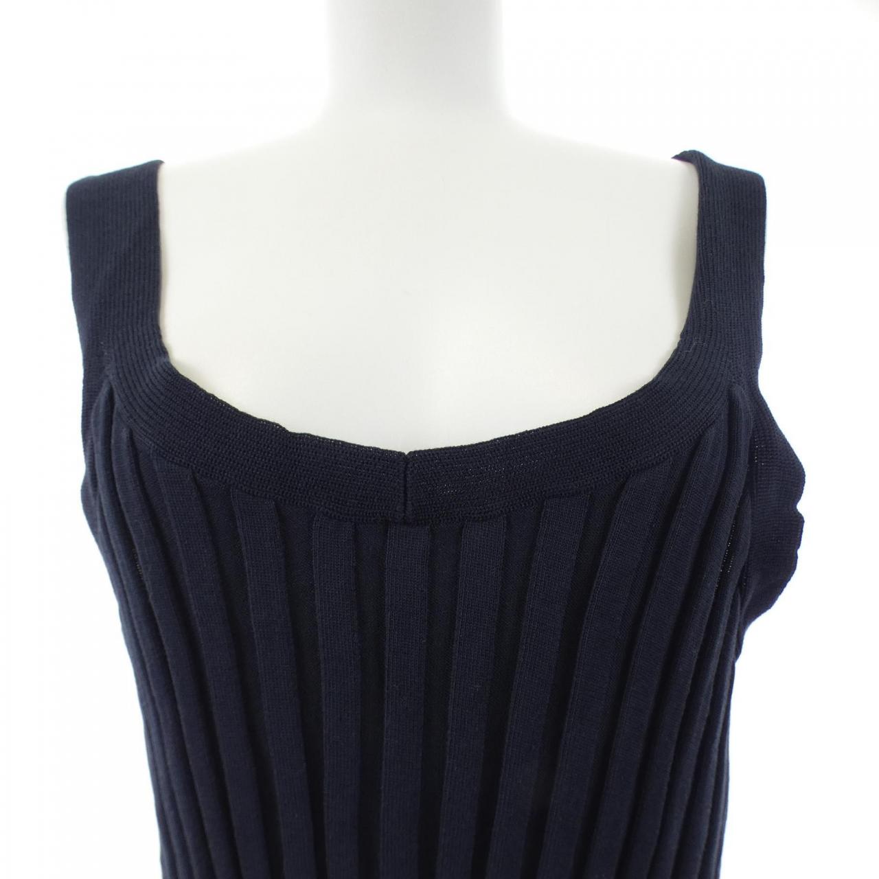 ハイク HYKE トップス