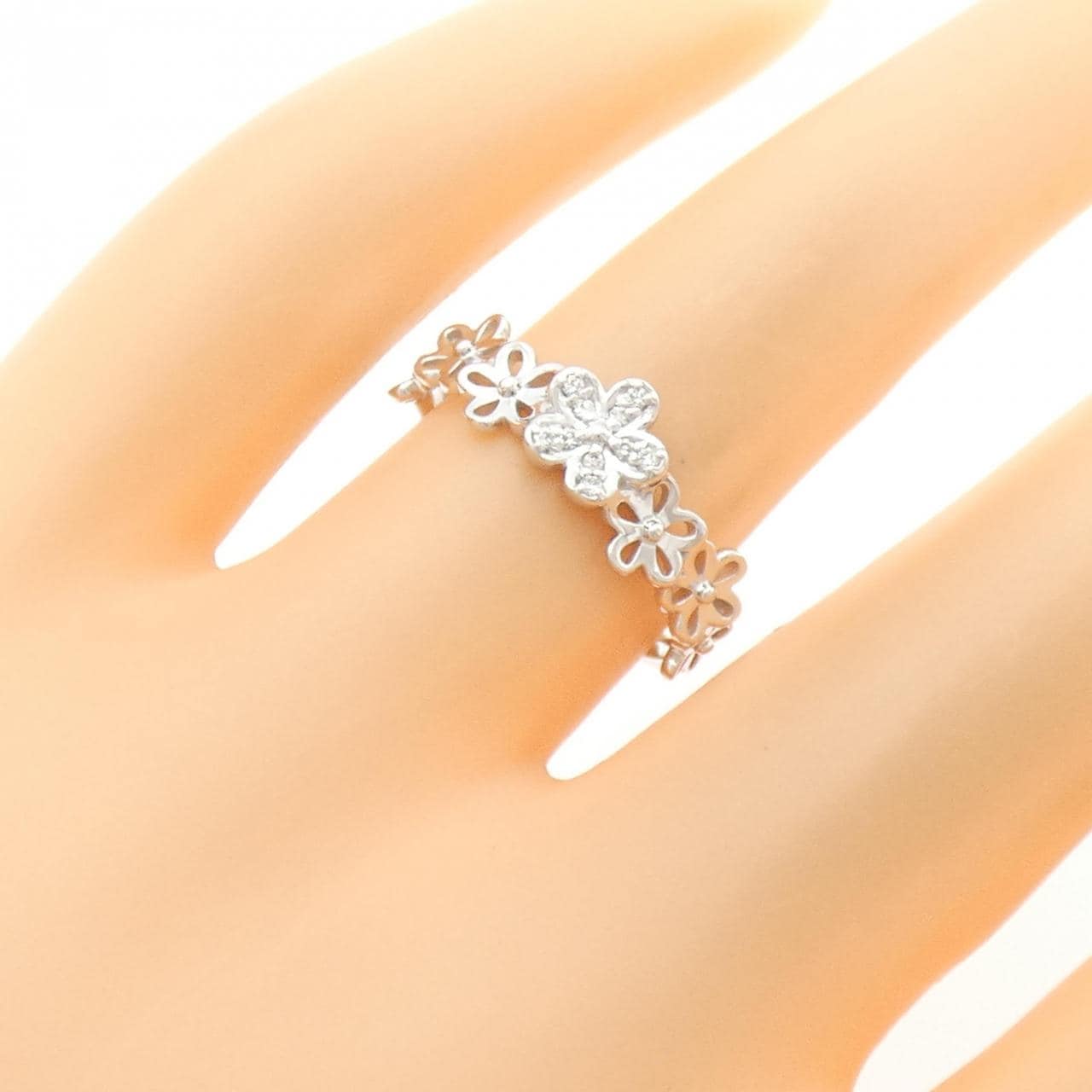 ポンテヴェキオ フラワー ダイヤモンド リング 0.04CT