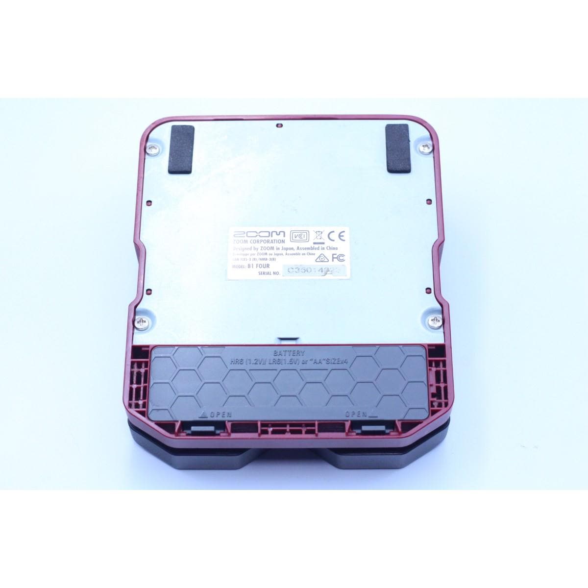 ＺＯＯＭ　　Ｂ１　ＦＯＵＲ