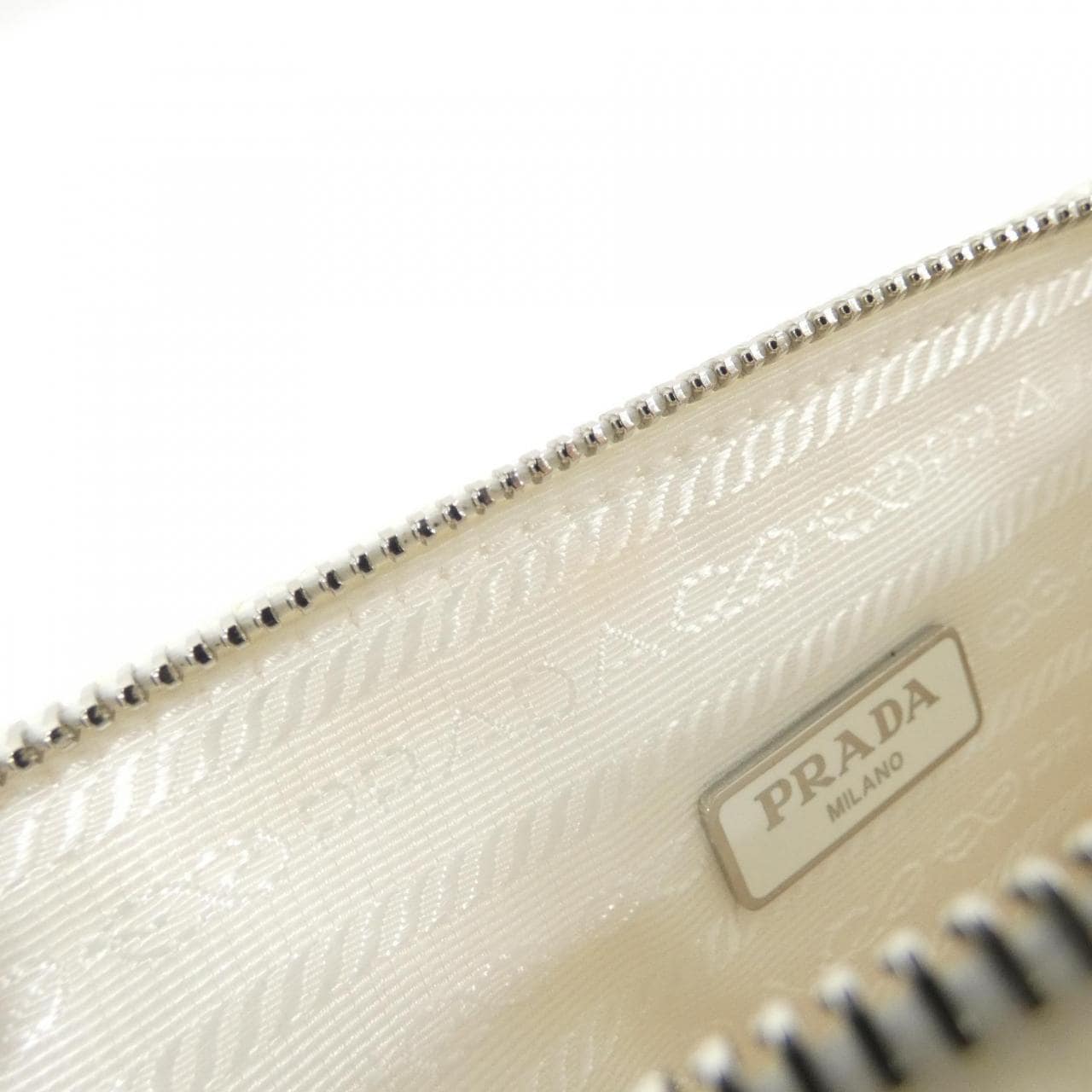 プラダ 1BH190 ショルダーバッグ