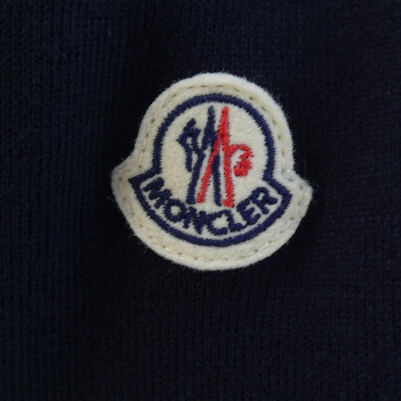 【新品】モンクレール MONCLER K20939B00023 ダウンジャケット