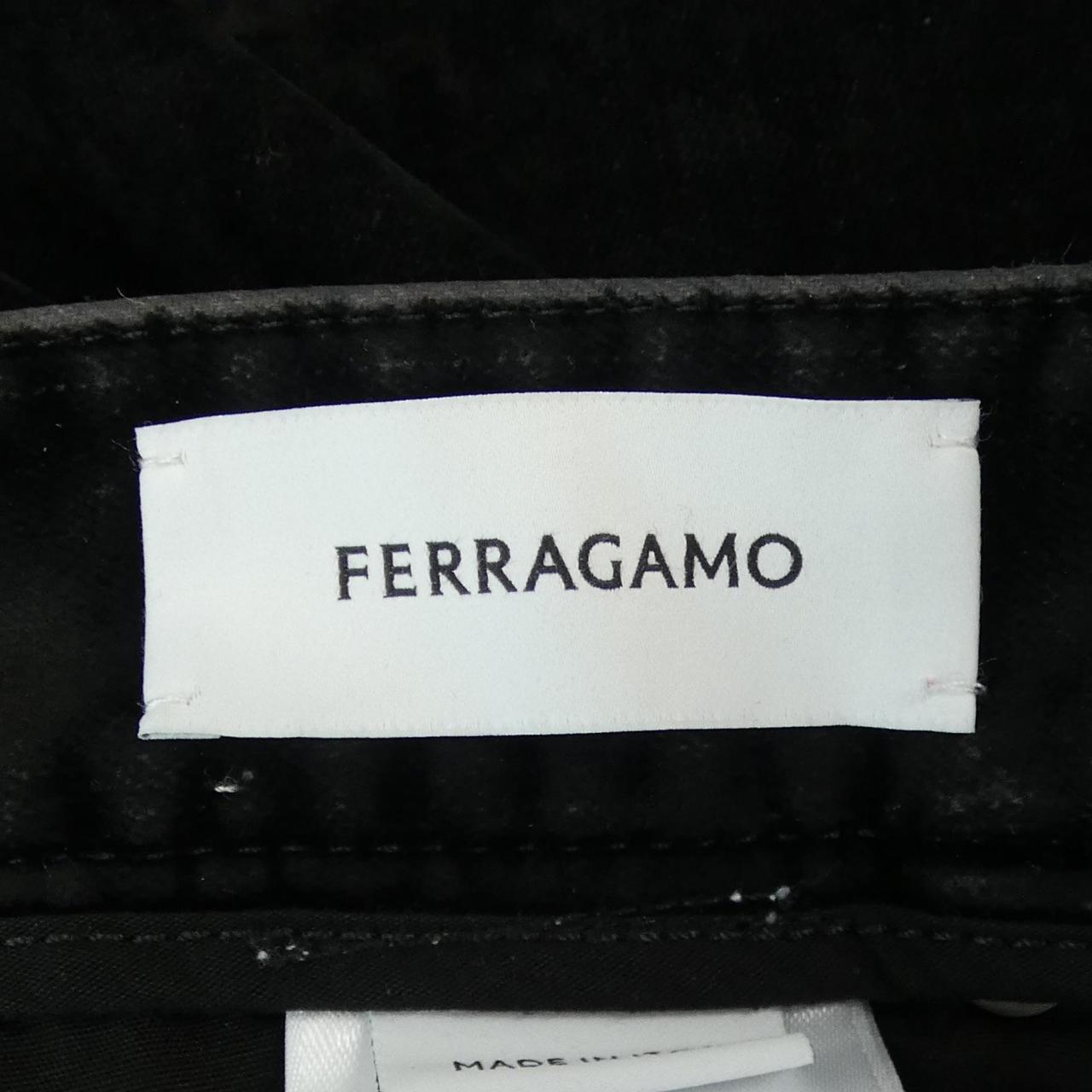 FERRAGAMO長褲