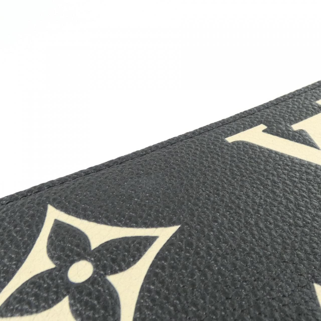 ルイヴィトン バイカラー モノグラム アンプラント ジッピー ウォレット M80481 財布