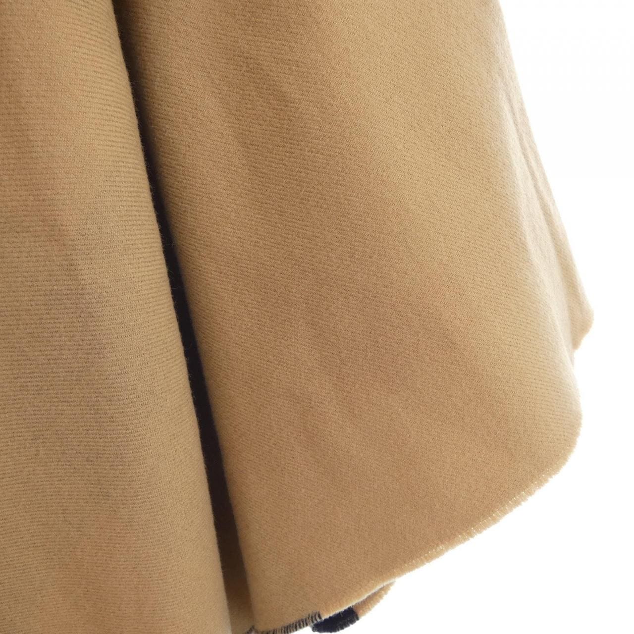 バーバリー BURBERRY ケープ