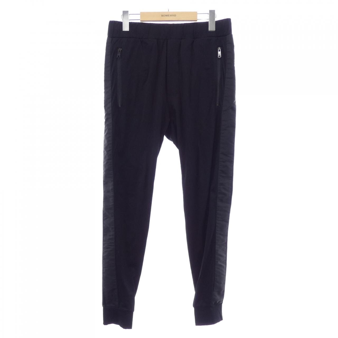 プラダ PRADA トライアングルロゴ UJP161 S202 1W3I パンツ