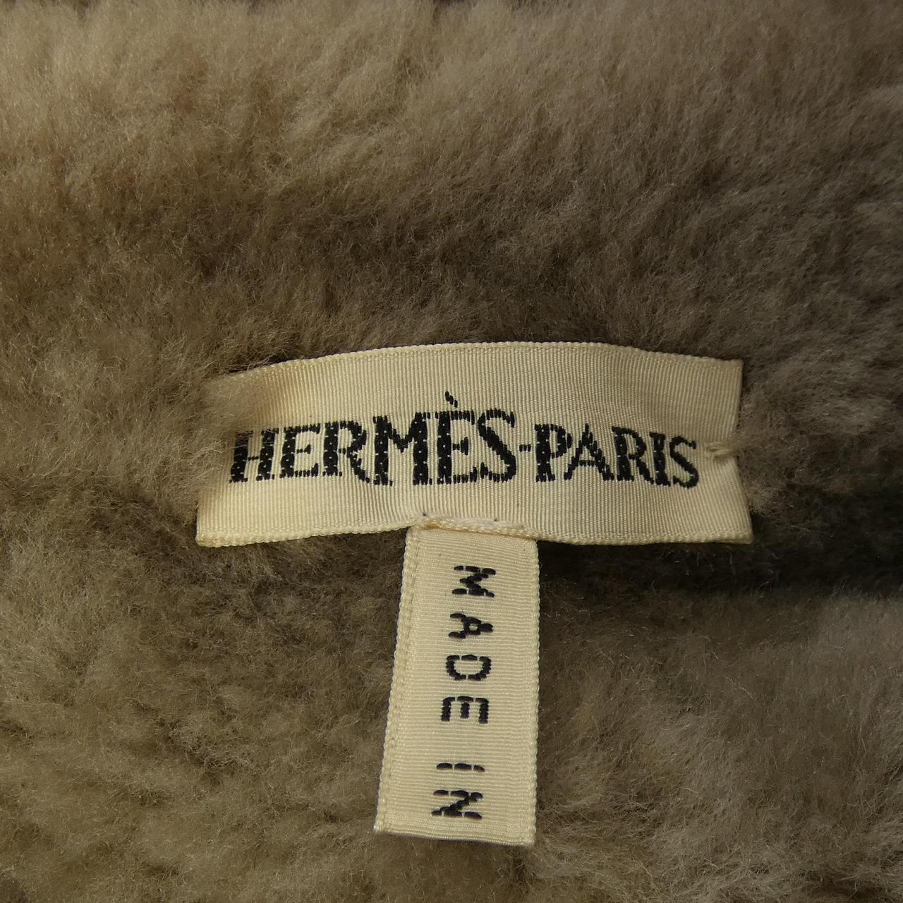 エルメス HERMES Hボタン ムートンコート