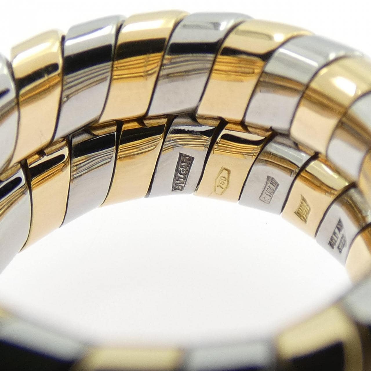 ブルガリ トゥボガス リング