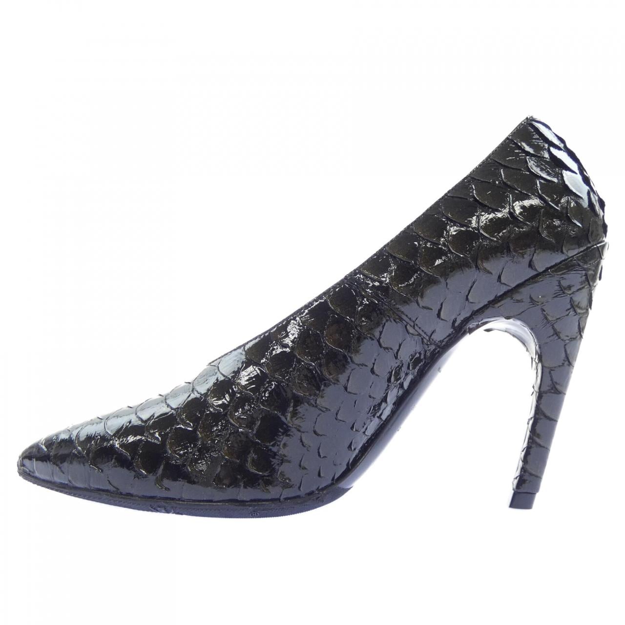 ロジェヴィヴィエ ROGER VIVIER パンプス