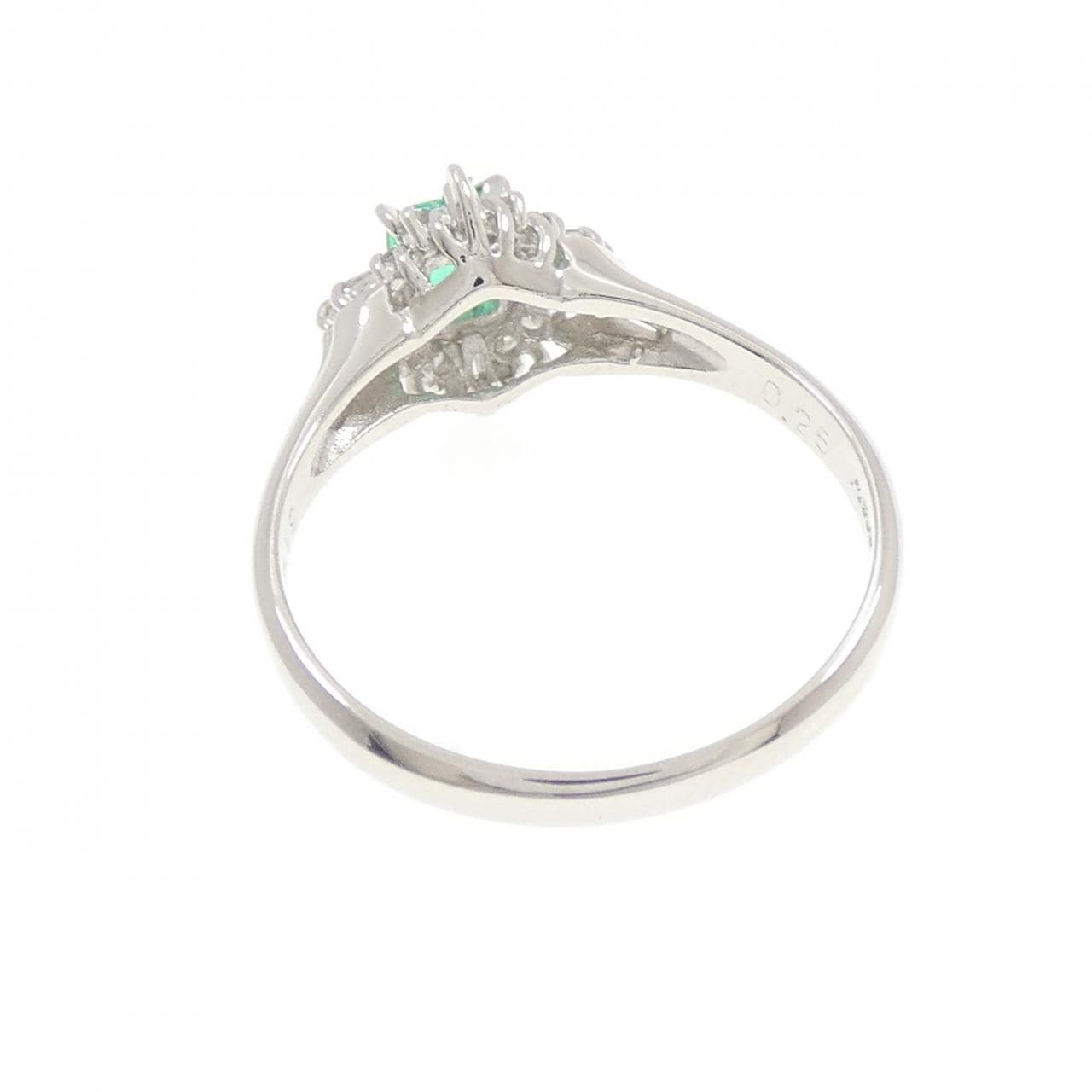 PT900 エメラルド リング 0.25CT