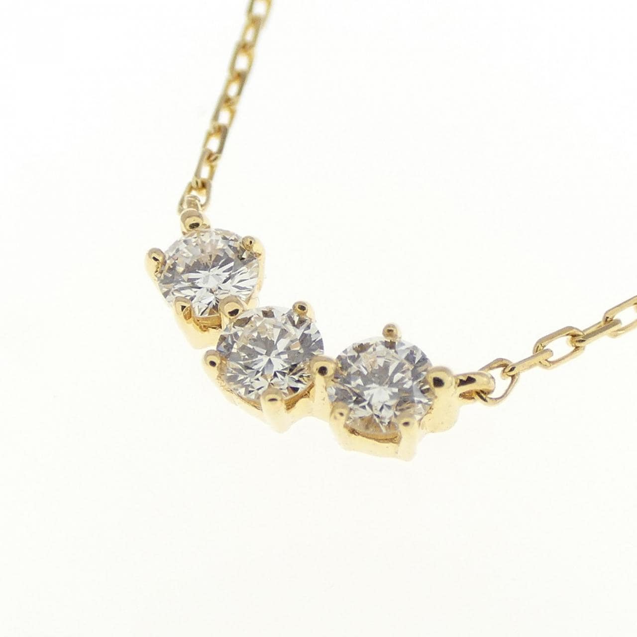 AHKAH Miera Dew Short Necklace 0.13CT