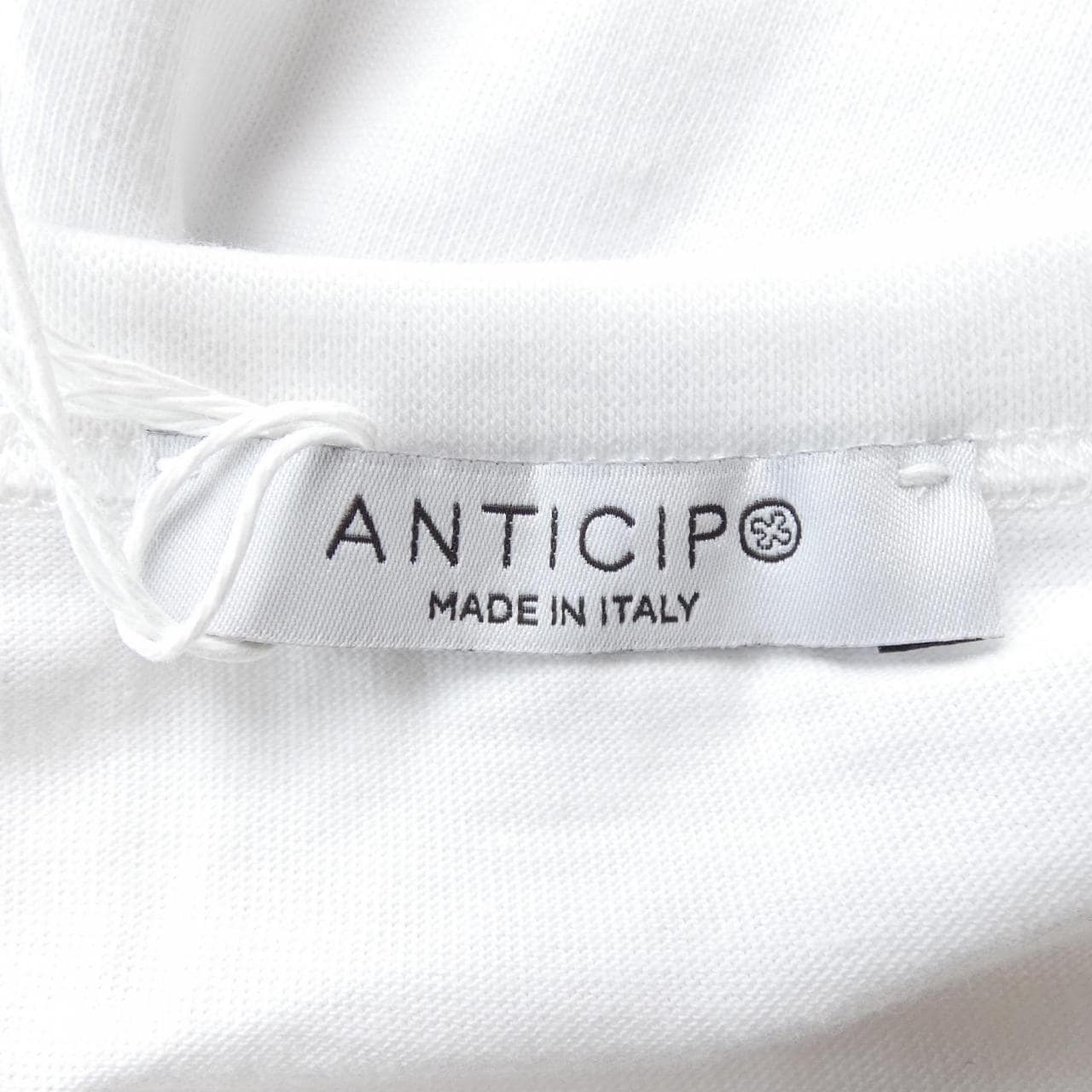 アンティーチポ ANTICIPO Tシャツ