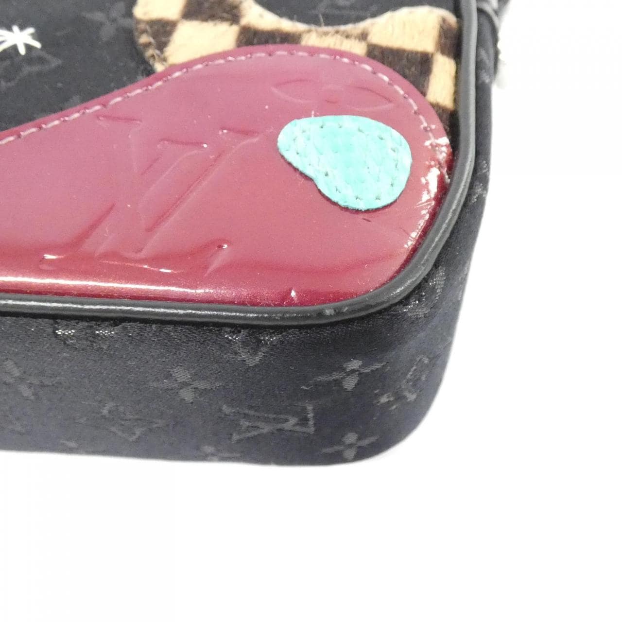ルイヴィトン コント ドゥ フェ ポシェット M92275 アクセサリーポーチ