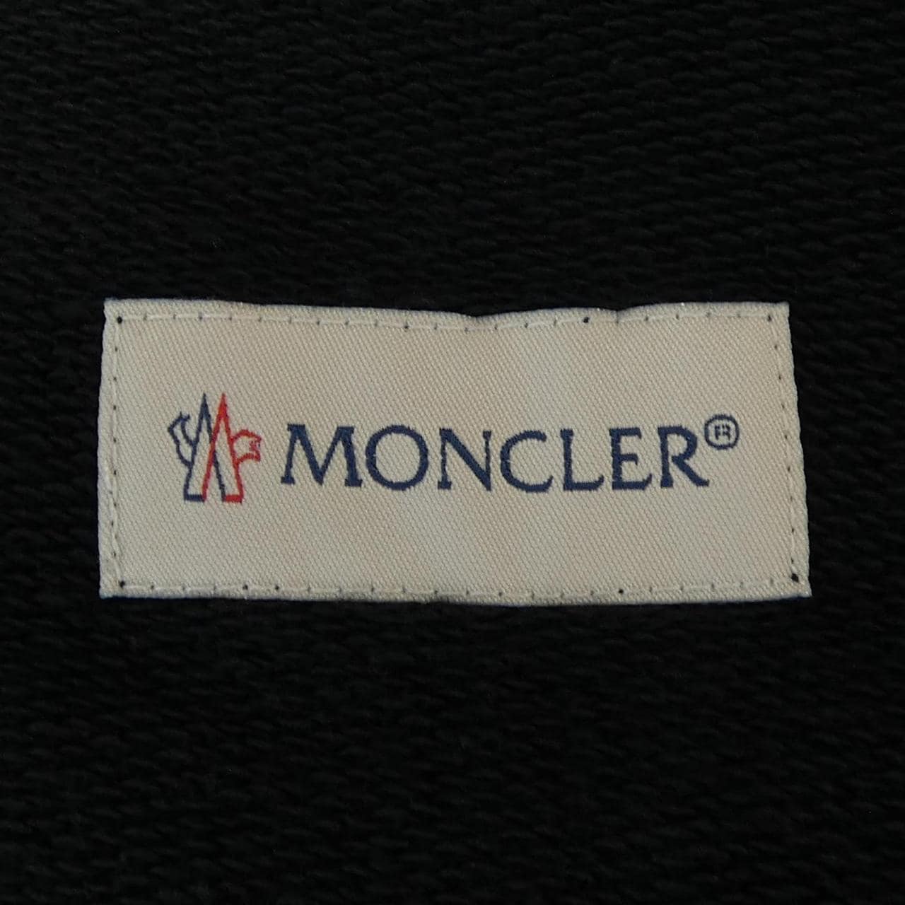 モンクレール MONCLER 10918H74010 ショートパンツ