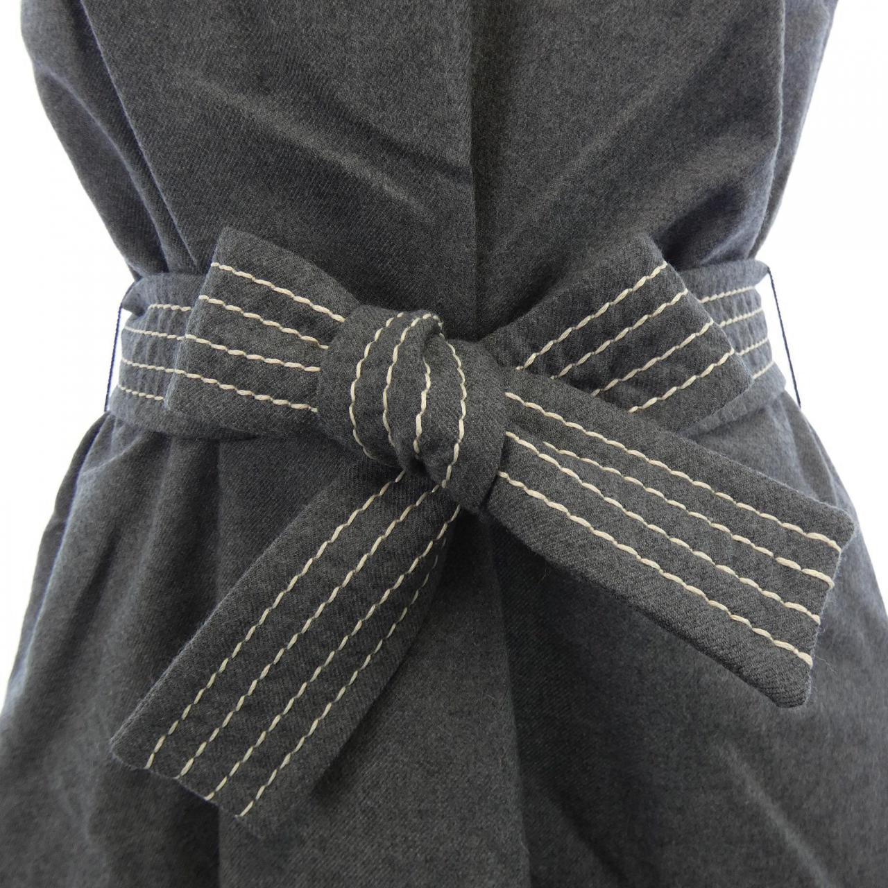 GIAMBATTISTA VALLI詹巴蒂斯塔·瓦利 (Giambattista Valli) 一件作品