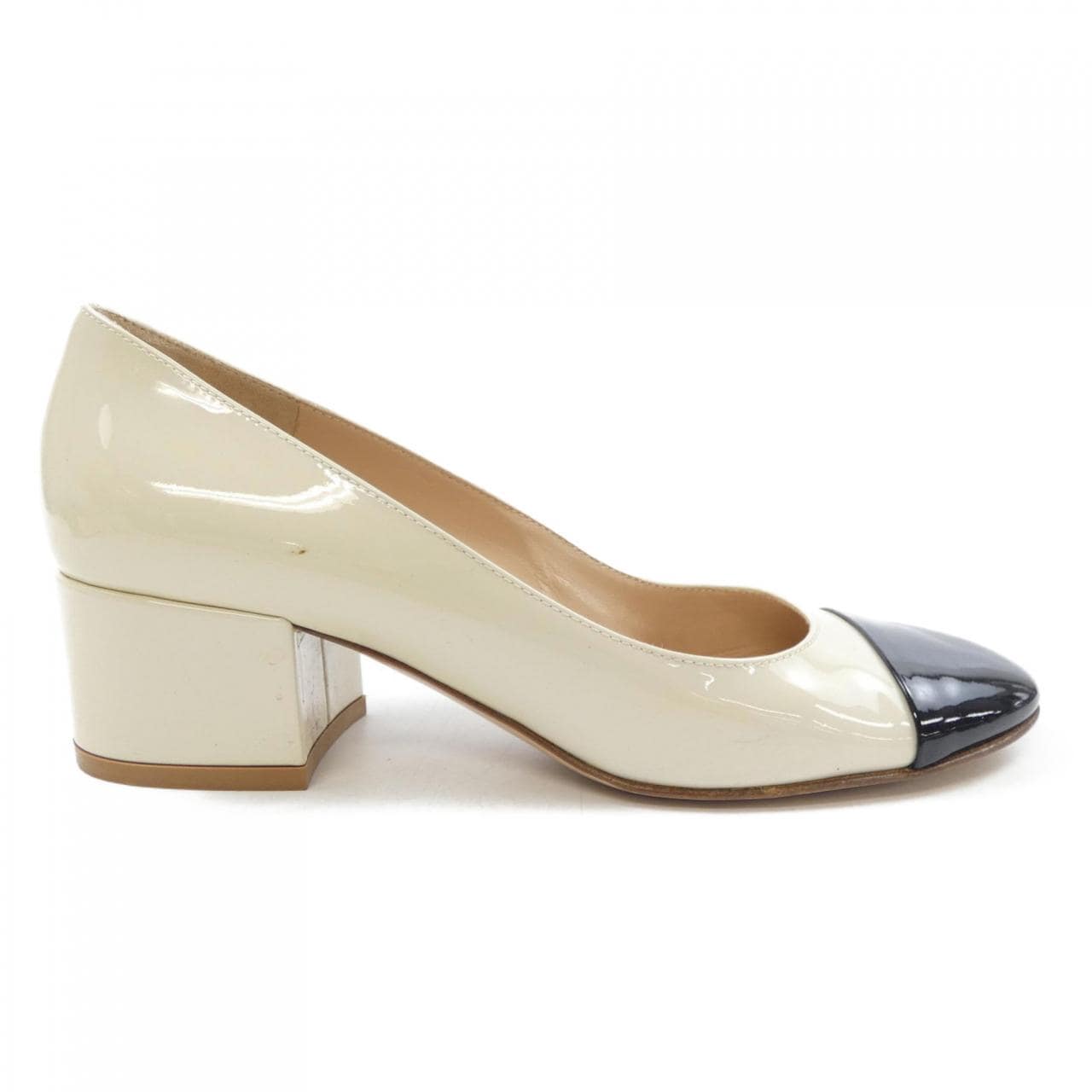 ジャンヴィトロッシ GIANVITO ROSSI パンプス