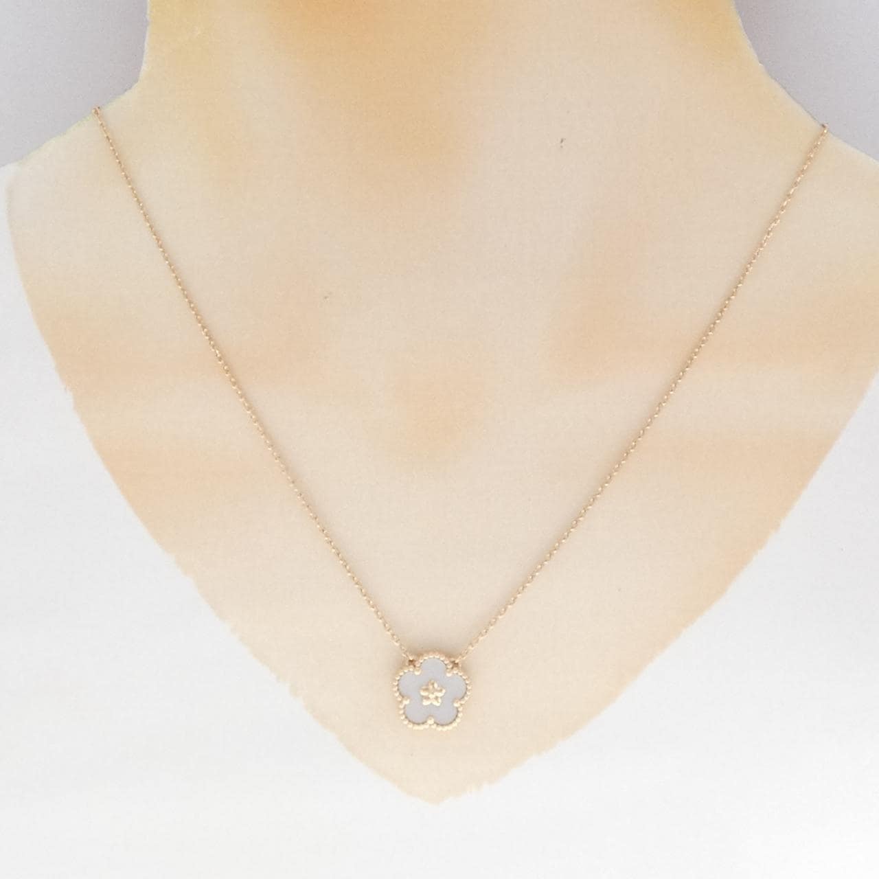 ヴァンクリーフ&アーペル ラッキー スプリング プラムブロッサム ネックレス