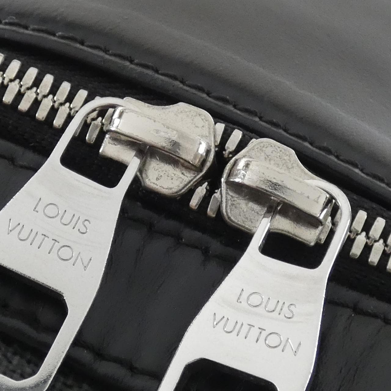 ルイヴィトン ダミエ グラフィット ジョッシュ N41473 リュックサック