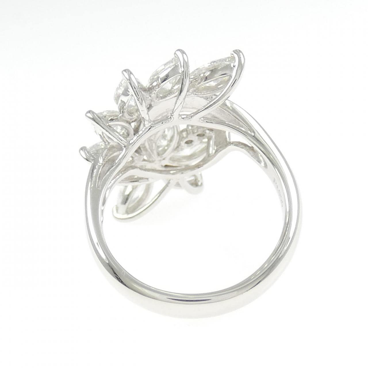 PT900 フラワー ダイヤモンド リング 2.48CT