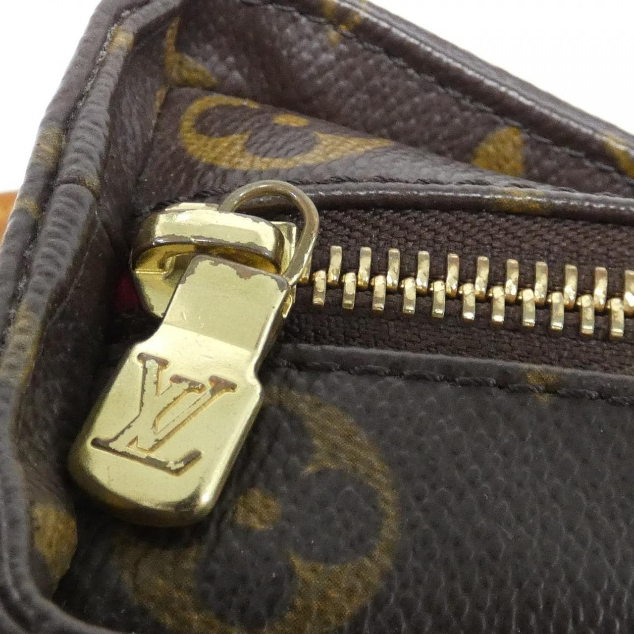 ルイヴィトン モノグラム ヴィバ シテ MM M51164 ショルダーバッグ