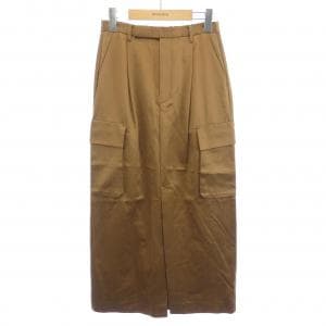 ソブ SOV. スカート