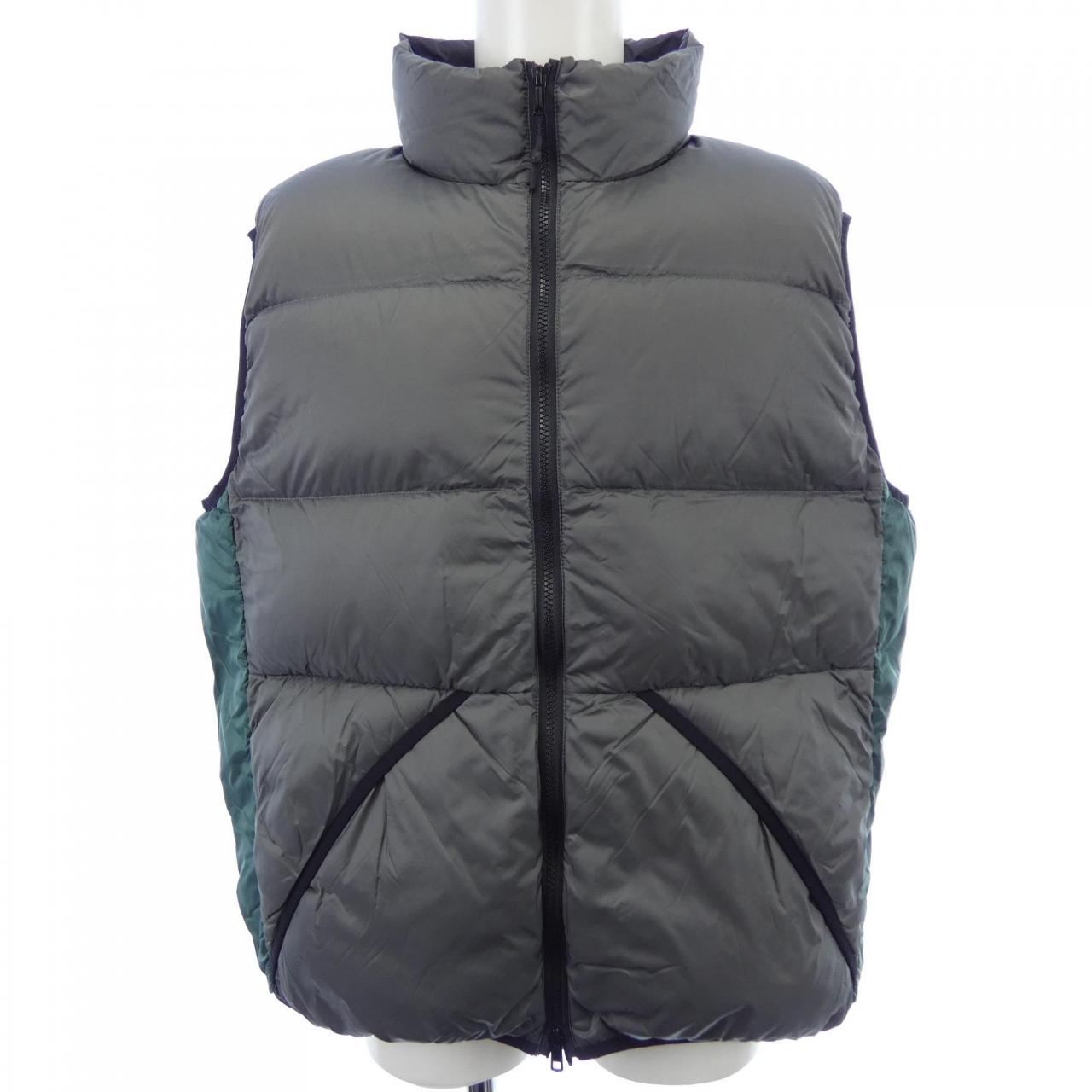 TAION ダウンベスト