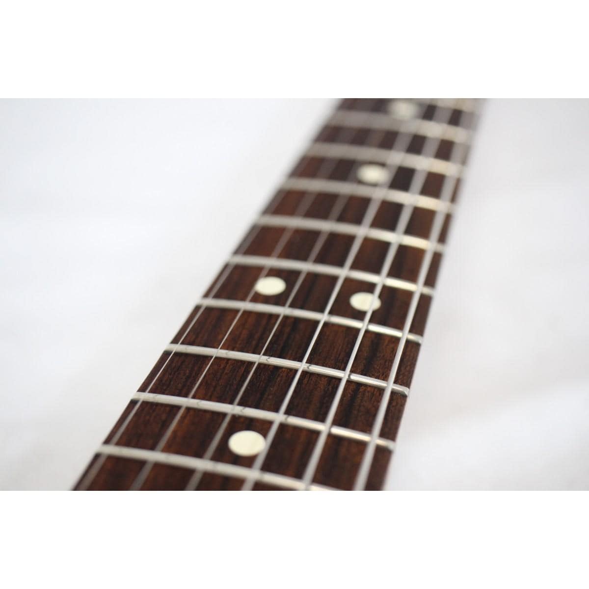 FENDER STANDARD STRATOCASTER/LH