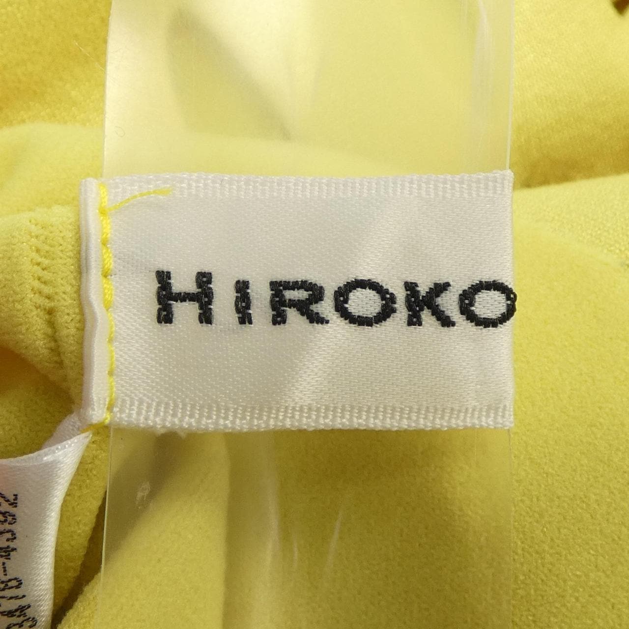 ヒロココシノ HIROKO KOSHINO トップス