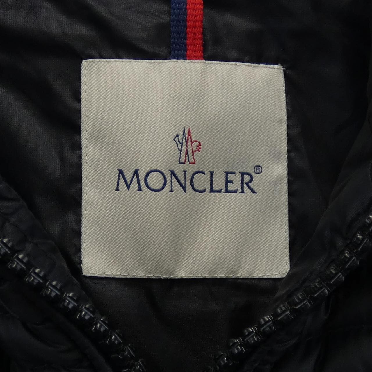 MONCLER蒙克勒羽绒服