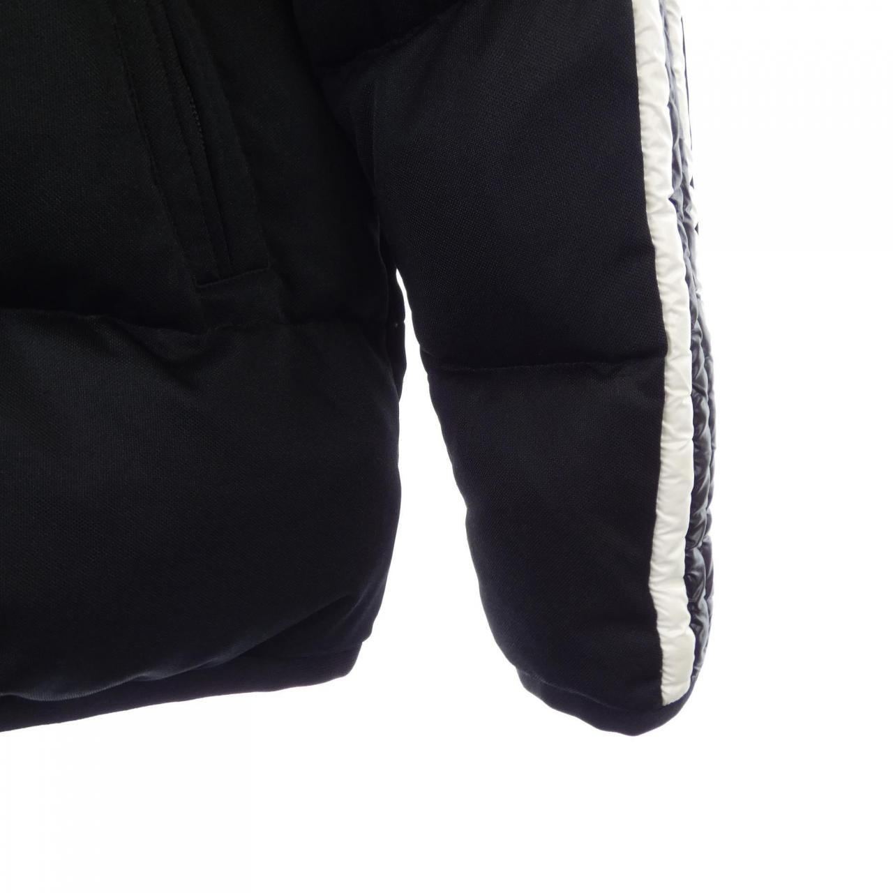 モンクレール MONCLER SANBESAN ダウンジャケット