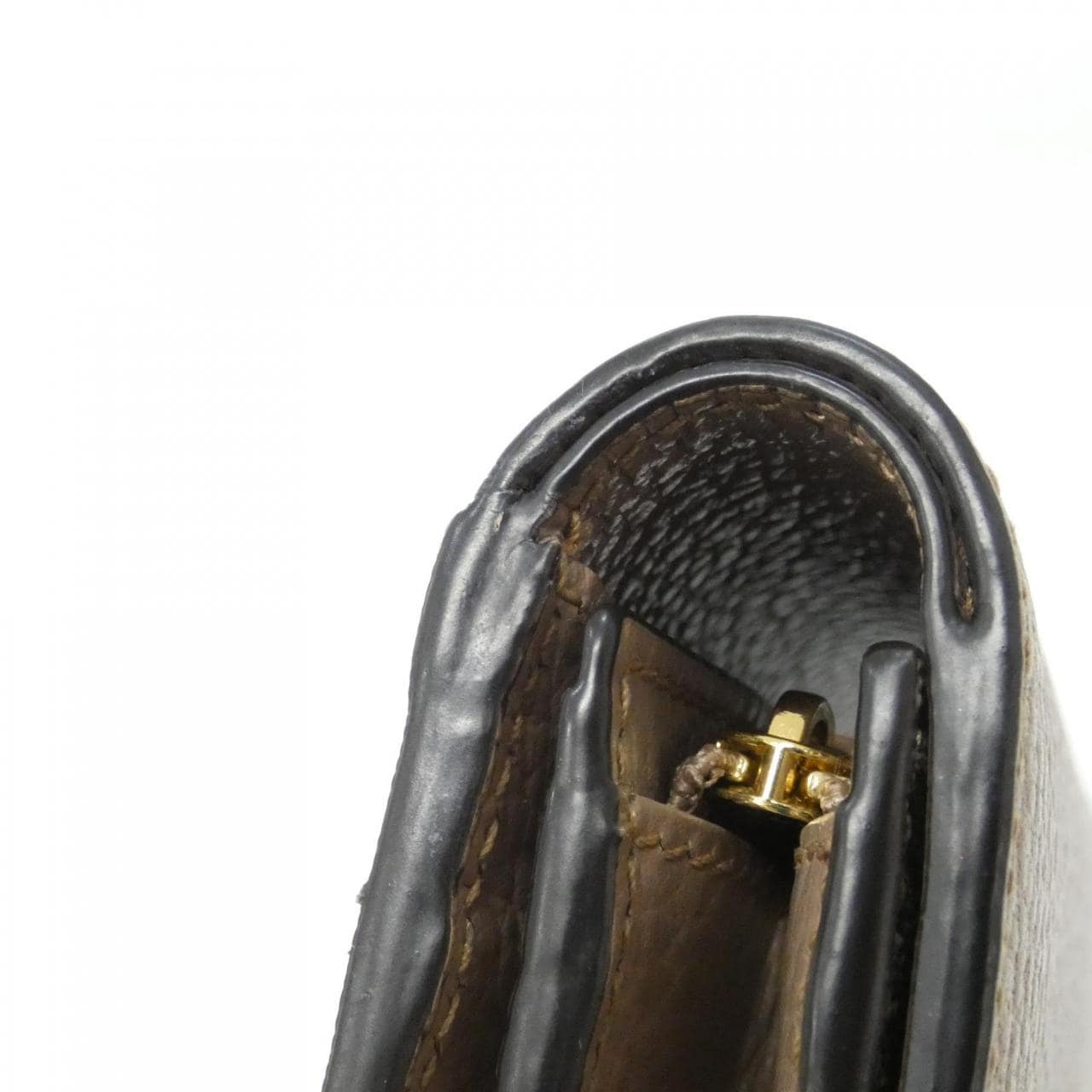 グッチ GG MARMONT 598587 17WAG 財布