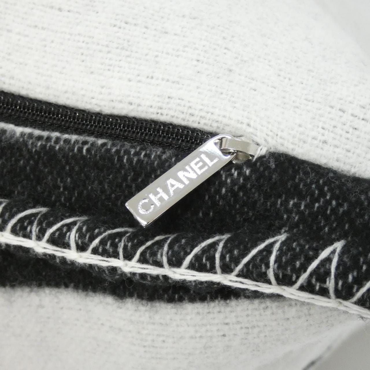 シャネル クッション