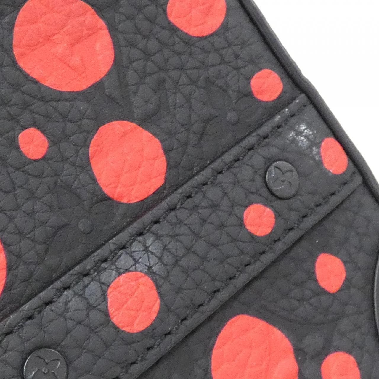 ルイヴィトン トリヨン モノグラム(LV X YK) ハンドル ソフトトランク M21677 ショルダーバッグ