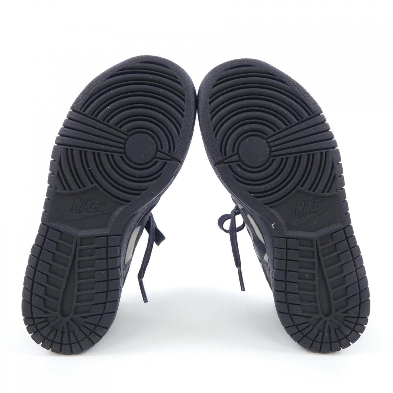 耐克NIKE CZ2675-001運動鞋