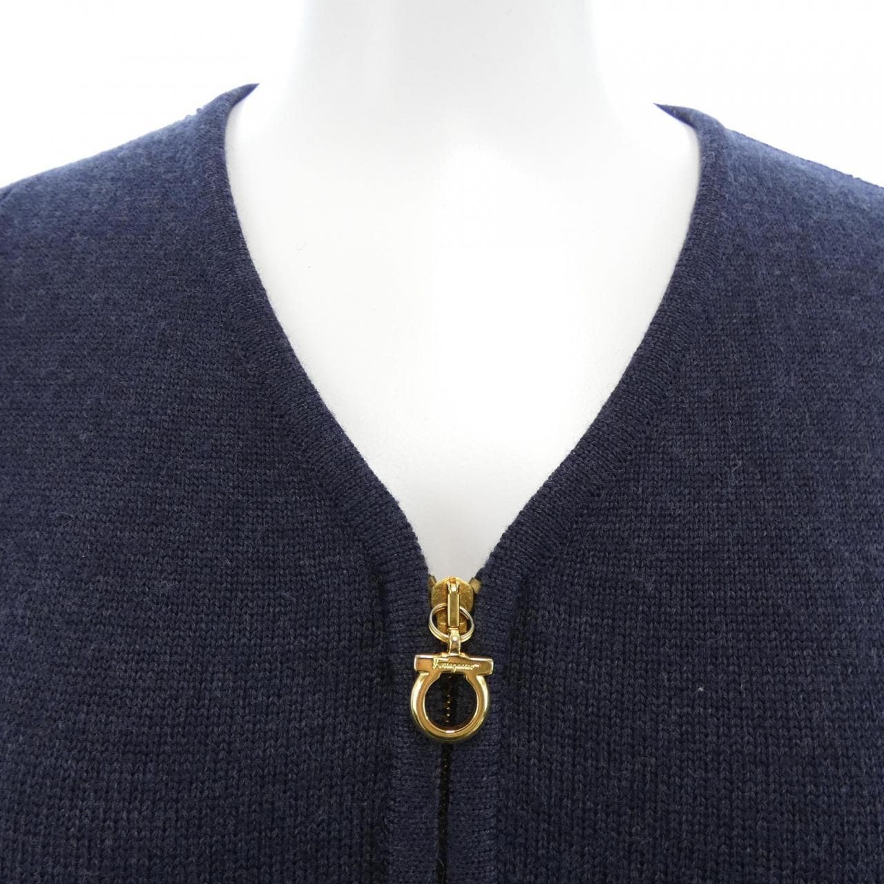 【ヴィンテージ】サルヴァトーレフェラガモ SALVATORE FERRAGAMO カーディガン