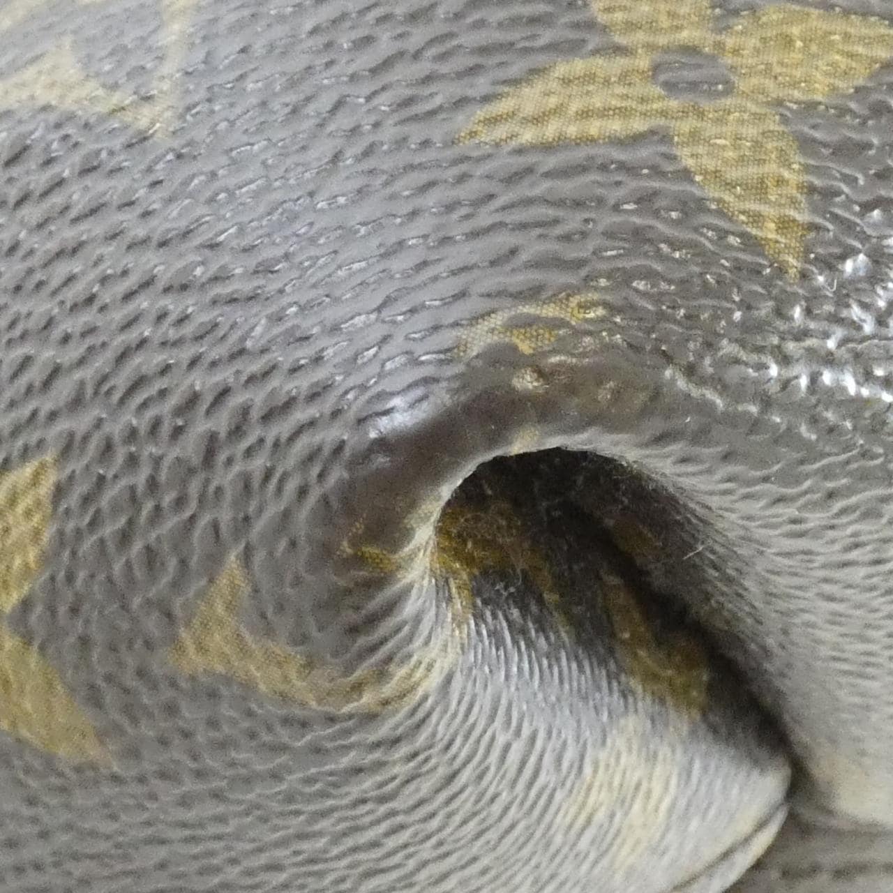 ルイヴィトン モノグラム シュリ PM M40586 ショルダーバッグ