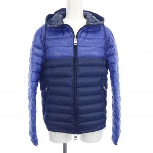 モンクレール MONCLER ダウンジャケット