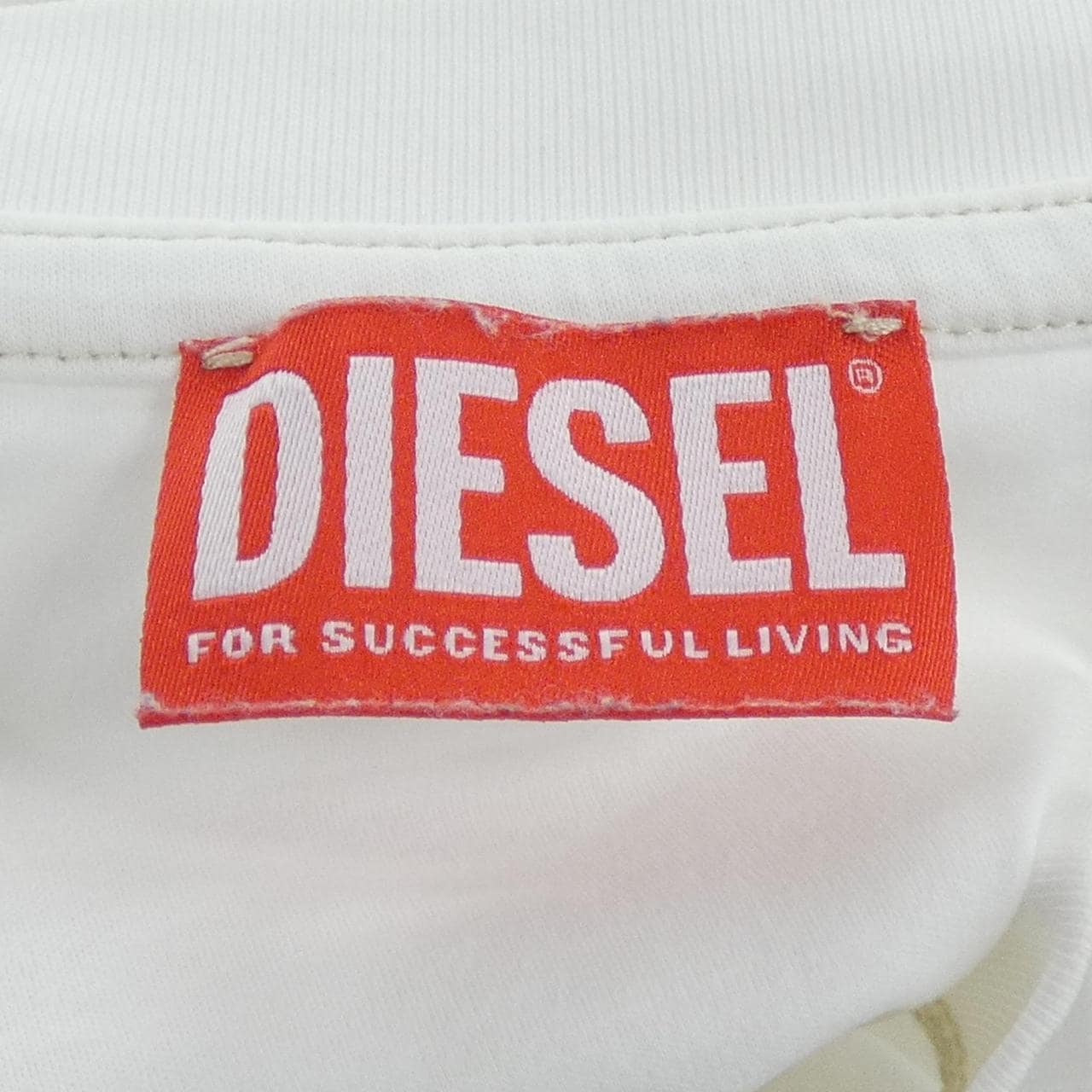 ディーゼル DIESEL Tシャツ