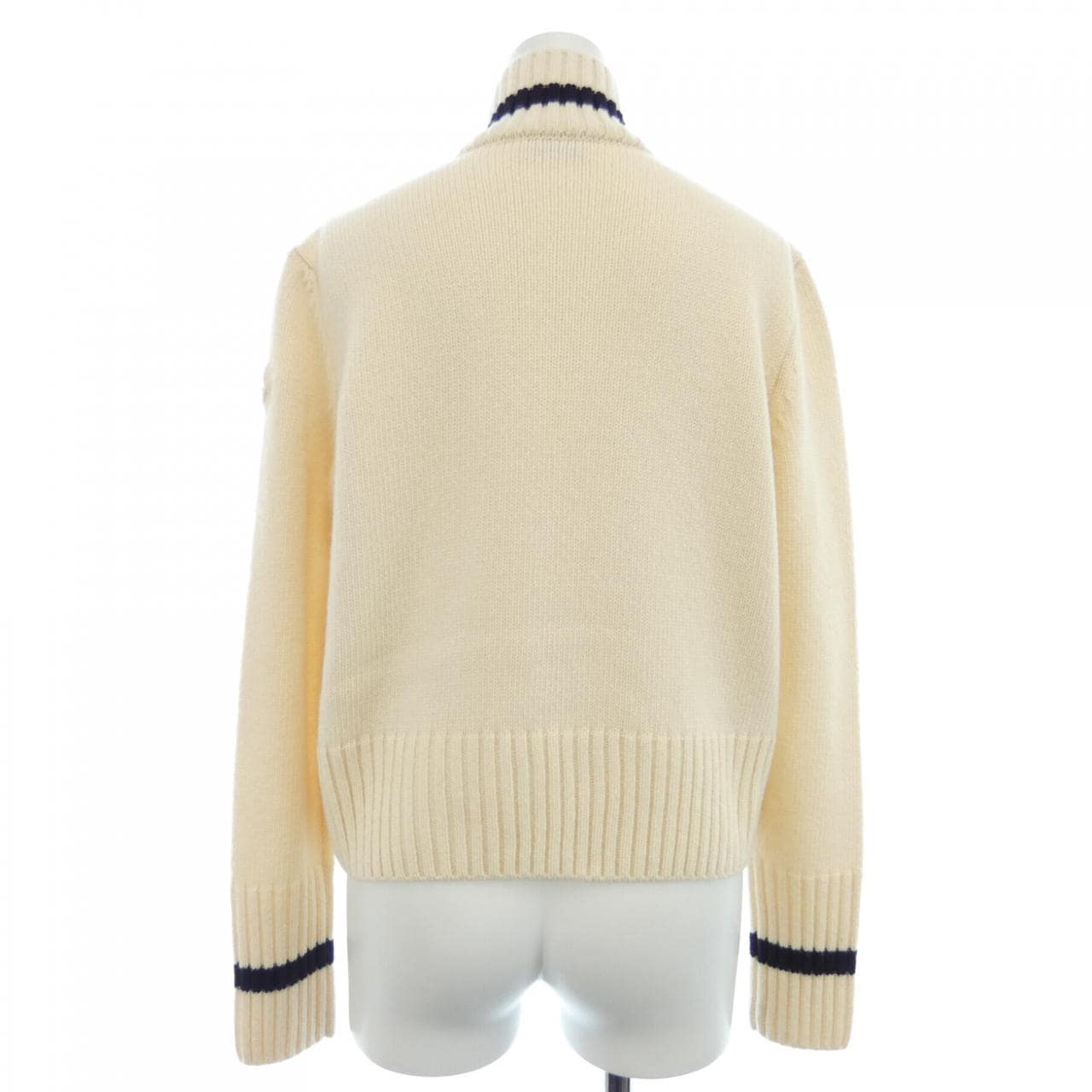 モンクレール MONCLER ダウンジャケット