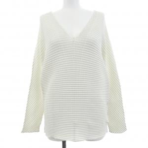 イッセイミヤケ ISSEY MIYAKE IM04FJ940 トップス