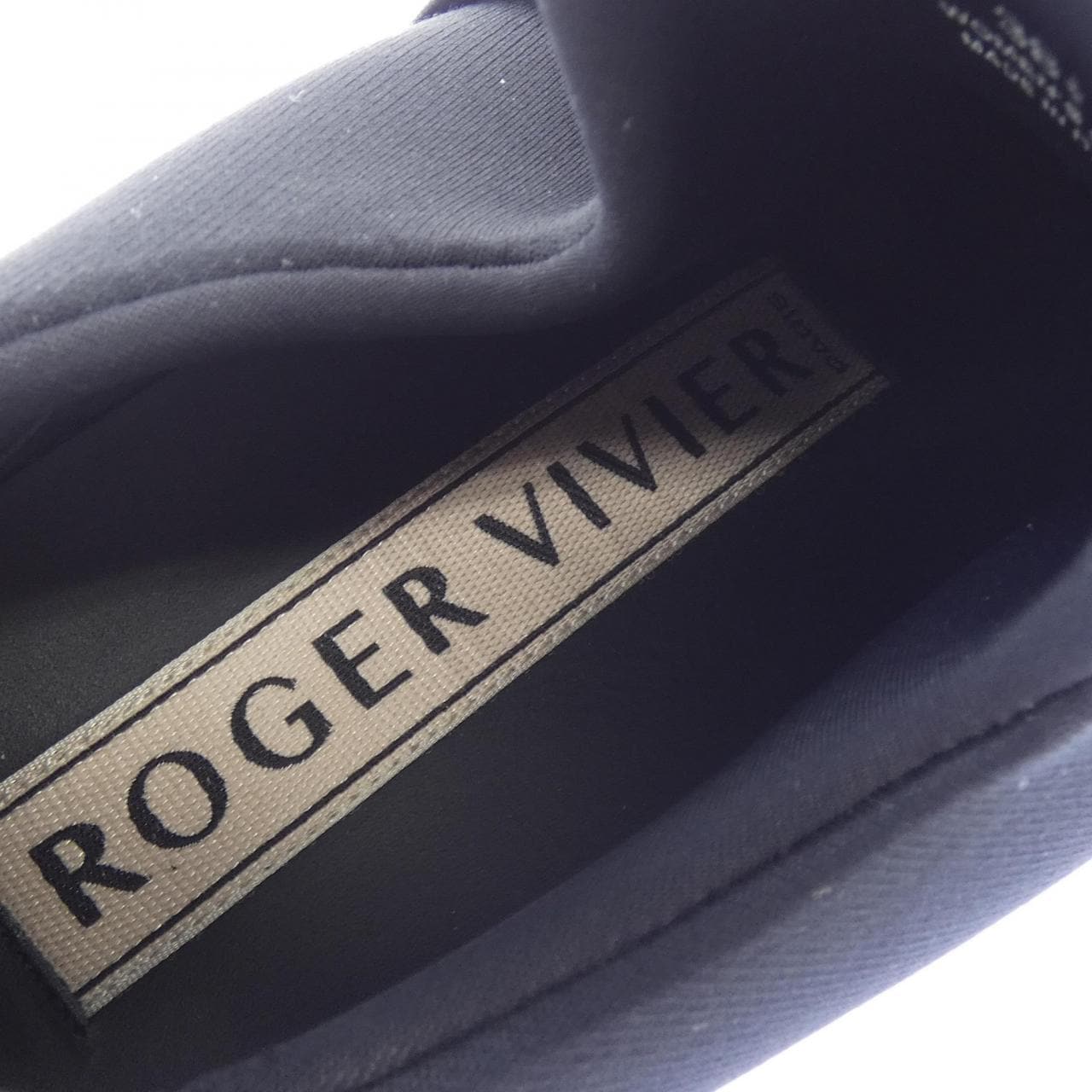 ロジェヴィヴィエ ROGER VIVIER ヴィヴ ラン　ストラスバックル スニーカー